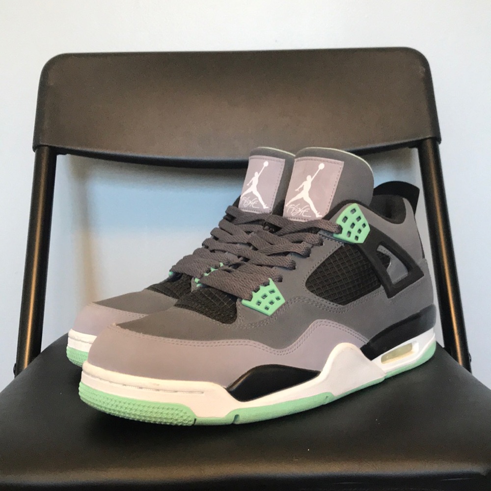 Air Jordan IV Green Glow